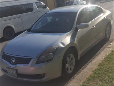 Nissan Altima • 2007 • 217,000 km