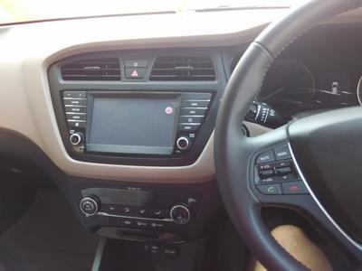 Hyundai i20 • 2016 • 30,000 km