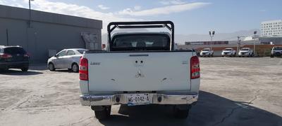 Mitsubishi L200 • 2017 • 96,998 km