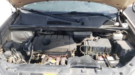 Toyota Highlander • 2011 • 10,000 km