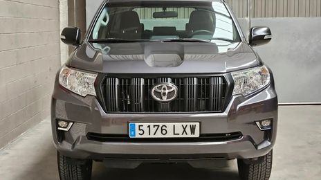 Toyota Land Cruiser • 2022 • 17,000 km
