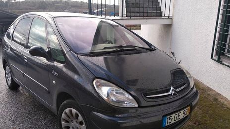 Citroën C3 Picasso • 2002 • 25,000 km