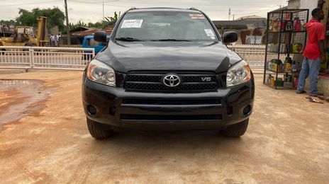 Toyota RAV4 • 2008 • 21 km