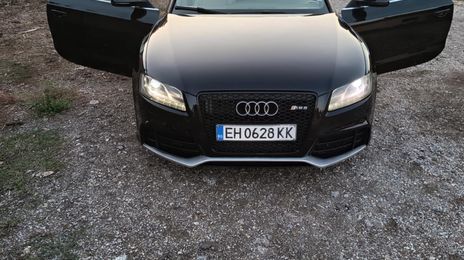 Audi A5 • 2008 • 300,000 km