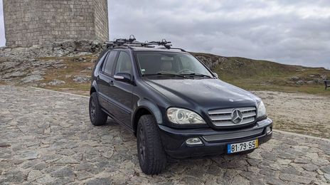 Mercedes-Benz ML 400 • 2001 • 245,000 km