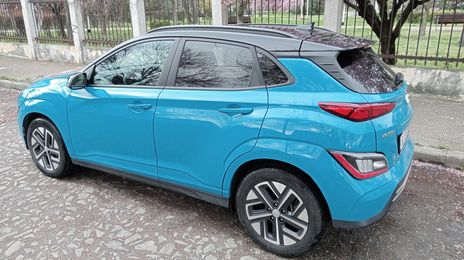 Hyundai Kona Electric • 2021 • 45,500 km