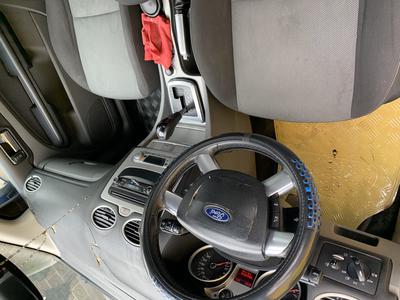 Ford Focus • 2009 • 100,000 km