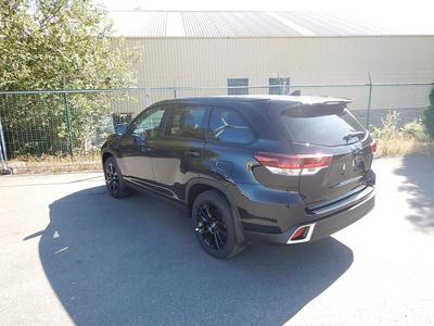Toyota Highlander • 2019 • 180,000 km