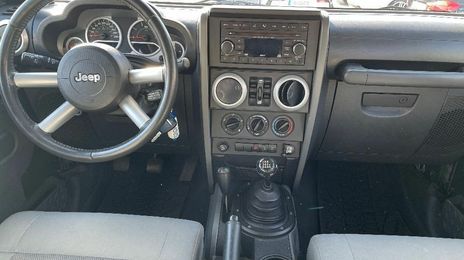 Jeep Wrangler • 2008 • 101,000 km