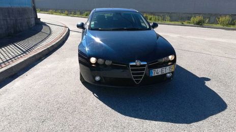 Alfa Romeo 159 • 2007 • 249,999 km