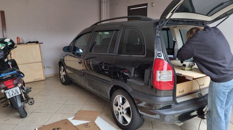 Chevrolet Zafira • 2004 • 240,000 km