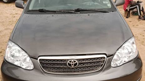 Toyota Corolla • 2006 • 175,000 km