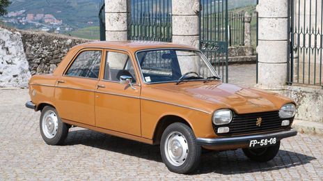 Peugeot 205 • 1980 • 90,000 km