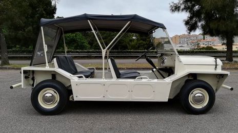 Aston Martin V8 Vantage • 1980 • 50,000 km