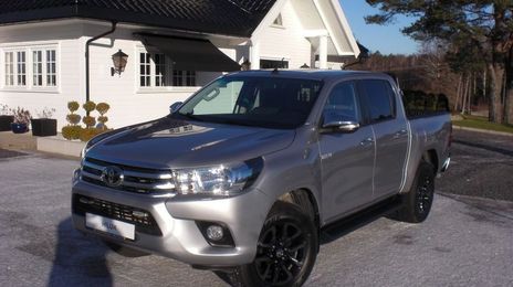 Toyota Hilux • 2017 • 124,500 km