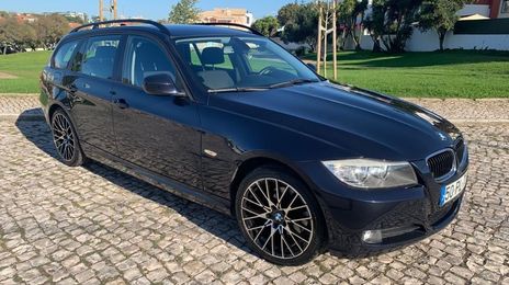 BMW 328i • 2010 • 198,000 km