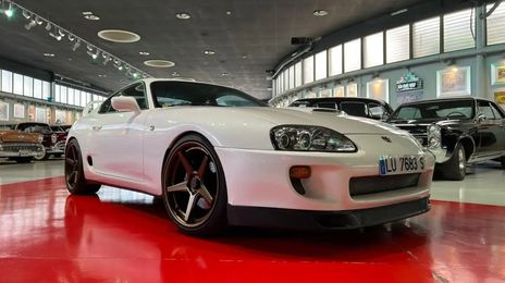 Toyota Supra • 1994 • 242,786 km