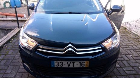 Citroën C4 • 2014 • 150,000 km