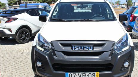 Isuzu D-MAX • 2018 • 98,000 km
