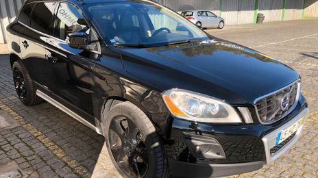 Volvo XC60 • 2009 • 299,999 km
