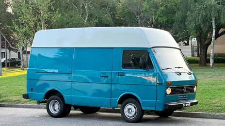 Volkswagen LT • 1979 • 136,000 km