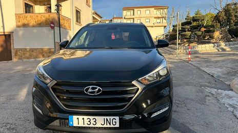 Hyundai Tucson • 2016 • 120,000 km