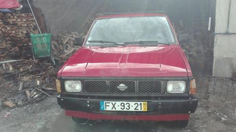 Nissan Pickup • 1990 • 230,000 km
