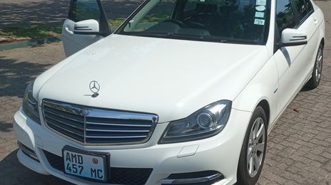 Mercedes-Benz C-Class • 2012 • 50,600 km
