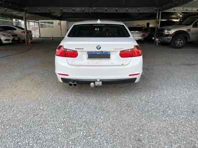 BMW i3 • 2015 • 122,000 km