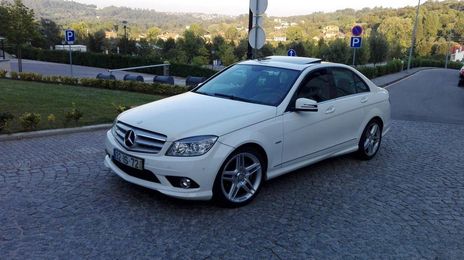 Mercedes-Benz C • 2010 • 200,000 km
