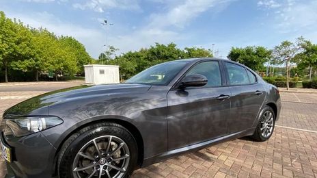 Alfa Romeo Giulia • 2018 • 238,000 km