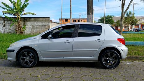 Peugeot 307 • 2009 • 94,668 km