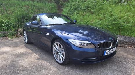 BMW Z4 • 2012 • 190,000 km