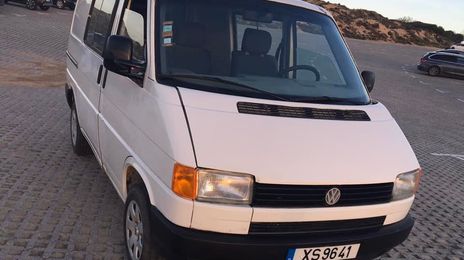 Volkswagen T4 • 2009 • 98,000 km