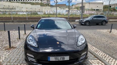 Porsche Panamera • 2011 • 110,000 km