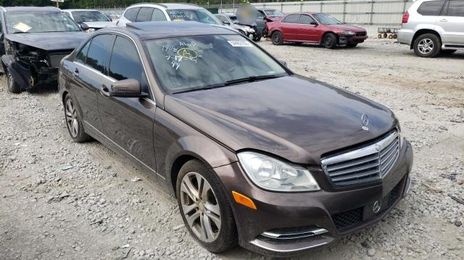 Mercedes-Benz C-Class • 2013 • 9 km