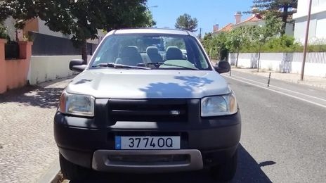Land Rover Freelander • 1999 • 237,500 km