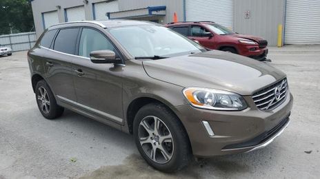 Volvo XC60 • 2015 • 10,000 mi