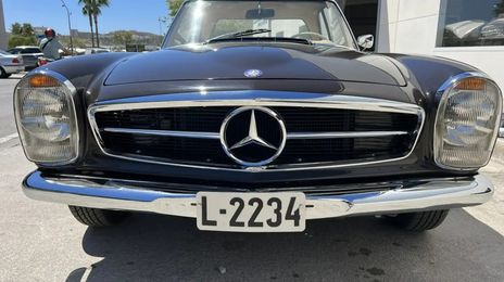 Mercedes-Benz SL • 1963 • 90,000 km