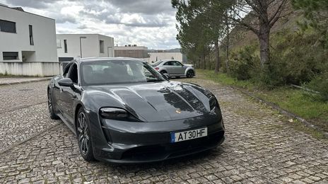 Porsche Taycan • 2021 • 89,000 km