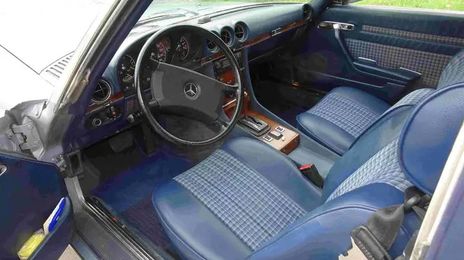 Mercedes-Benz 200 - 300 • 1981 • 257,000 km