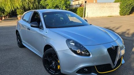 Alfa Romeo Giulietta • 2019 • 50,000 km