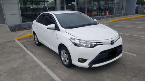 Toyota Yaris • 2014 • 105,000 km