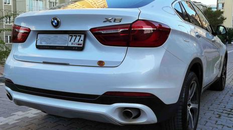 BMW X6 • 2015 • 231,000 km