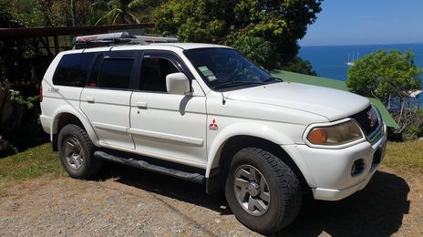 Mitsubishi Montero Sport • 2000 • 220,000 km