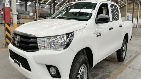 Toyota Hilux • 2020 • 30,567 km