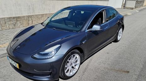 Tesla Model 3 • 2019 • 188,900 km