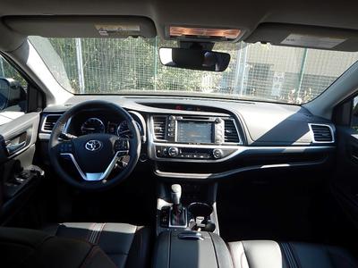 Toyota Highlander • 2019 • 180,000 km