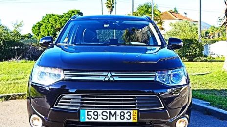 Mitsubishi Outlander • 2014 • 154,886 km