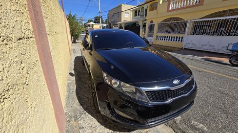 Kia K5 • 2013 • 142,800 km